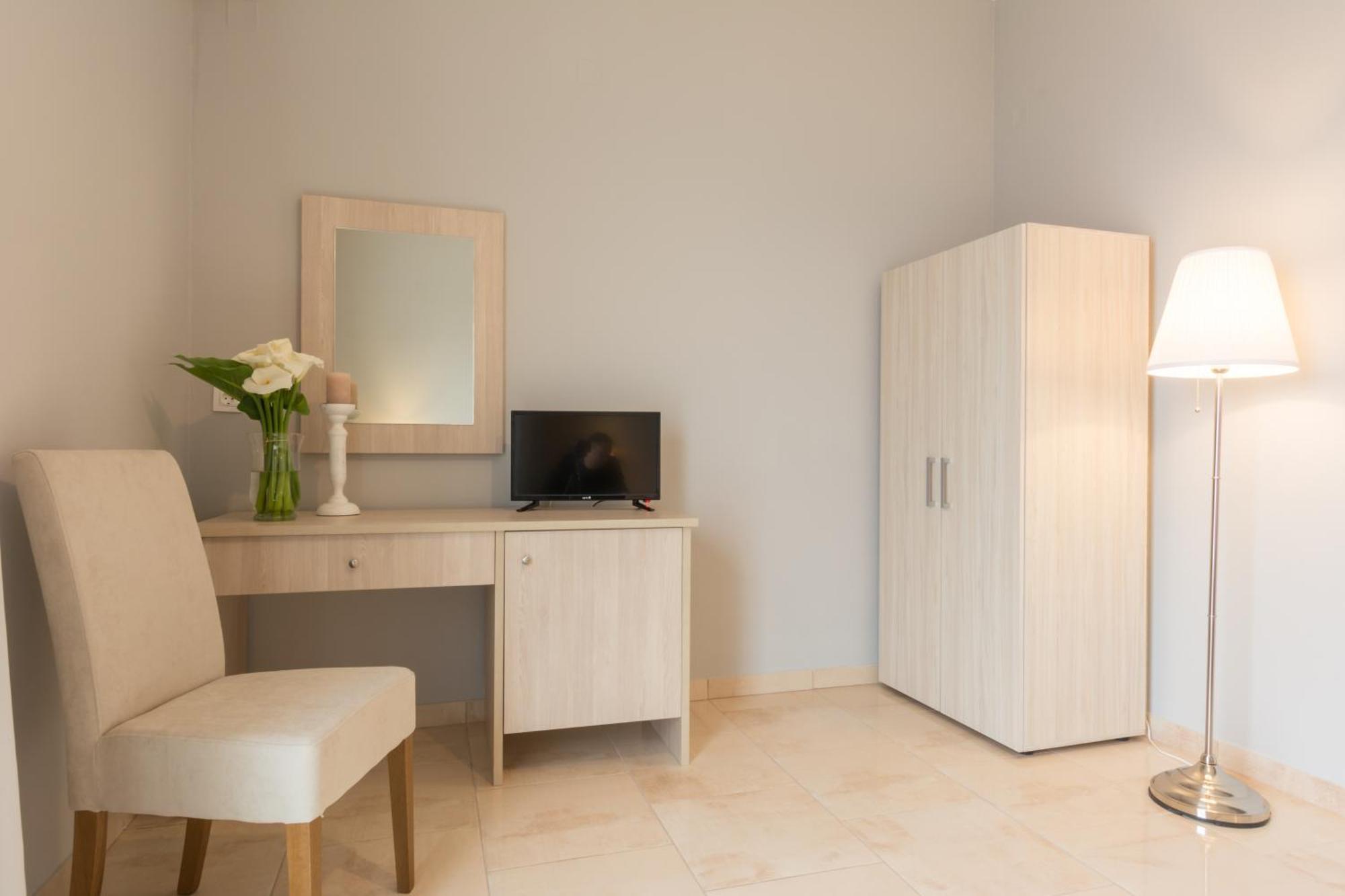 Corfu Aquamarine Aparthotel Notos Bilik gambar